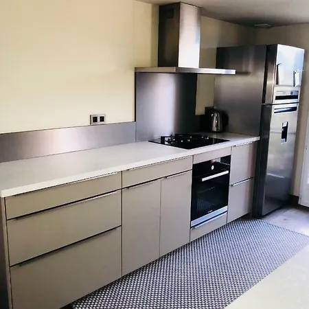 Apartment Centre